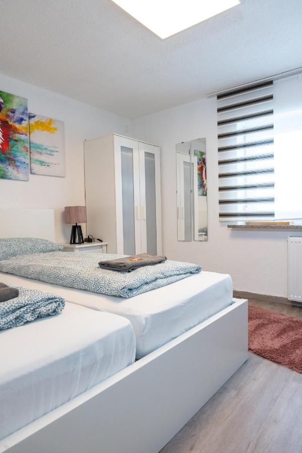 #3 Bequemes Zimmer Mit Pool Und Garten Memmingen Luaran gambar