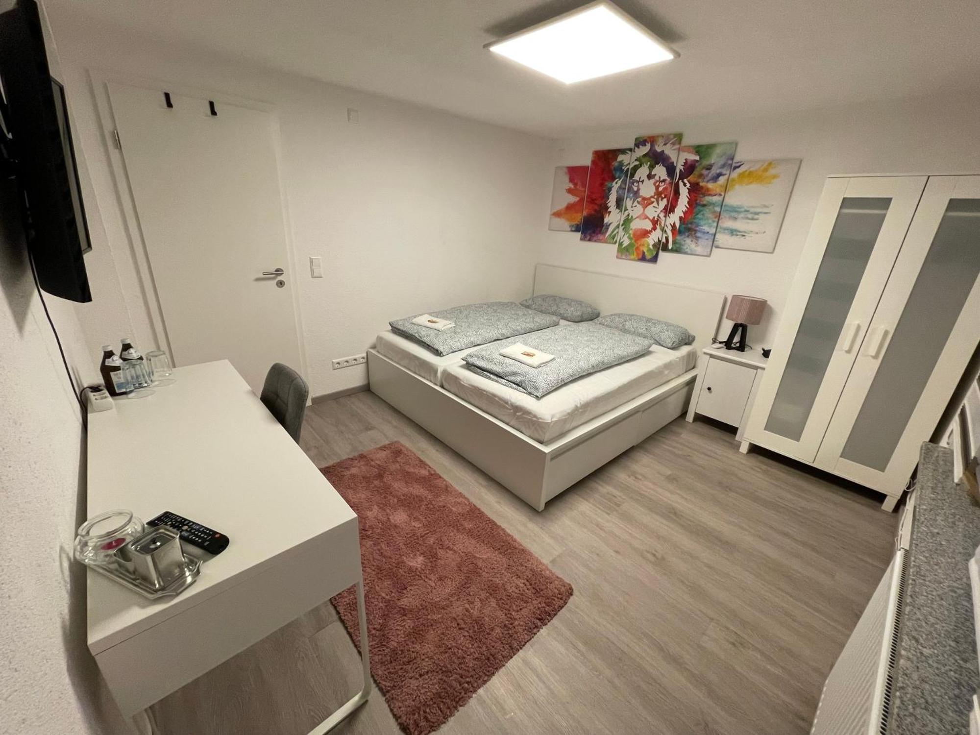 #3 Bequemes Zimmer Mit Pool Und Garten Memmingen Luaran gambar