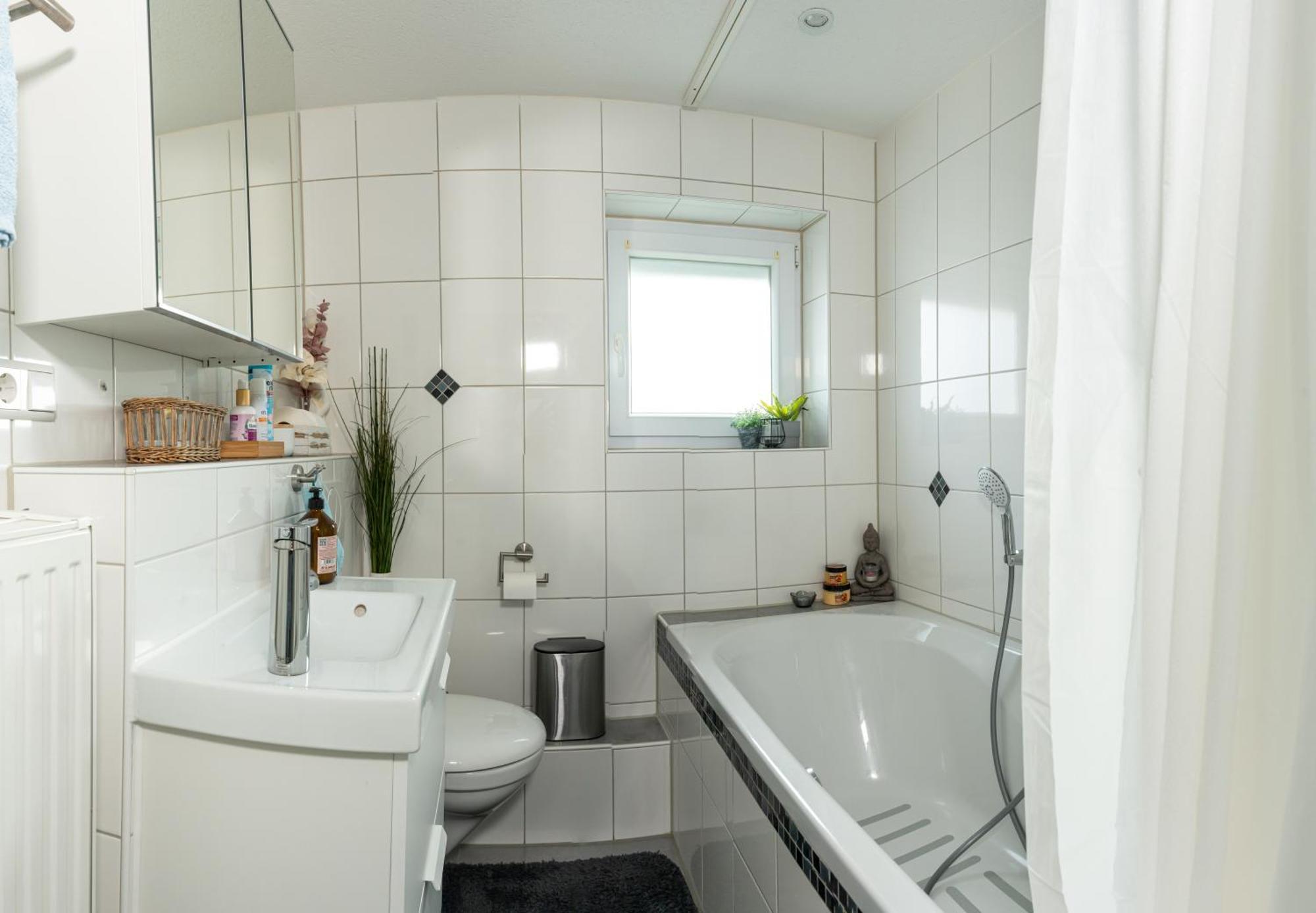 #3 Bequemes Zimmer Mit Pool Und Garten Memmingen Luaran gambar