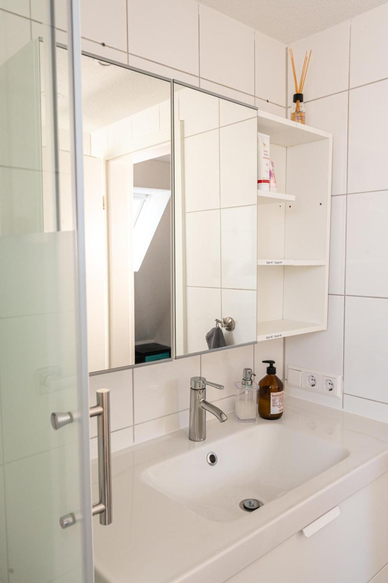#3 Bequemes Zimmer Mit Pool Und Garten Memmingen Luaran gambar