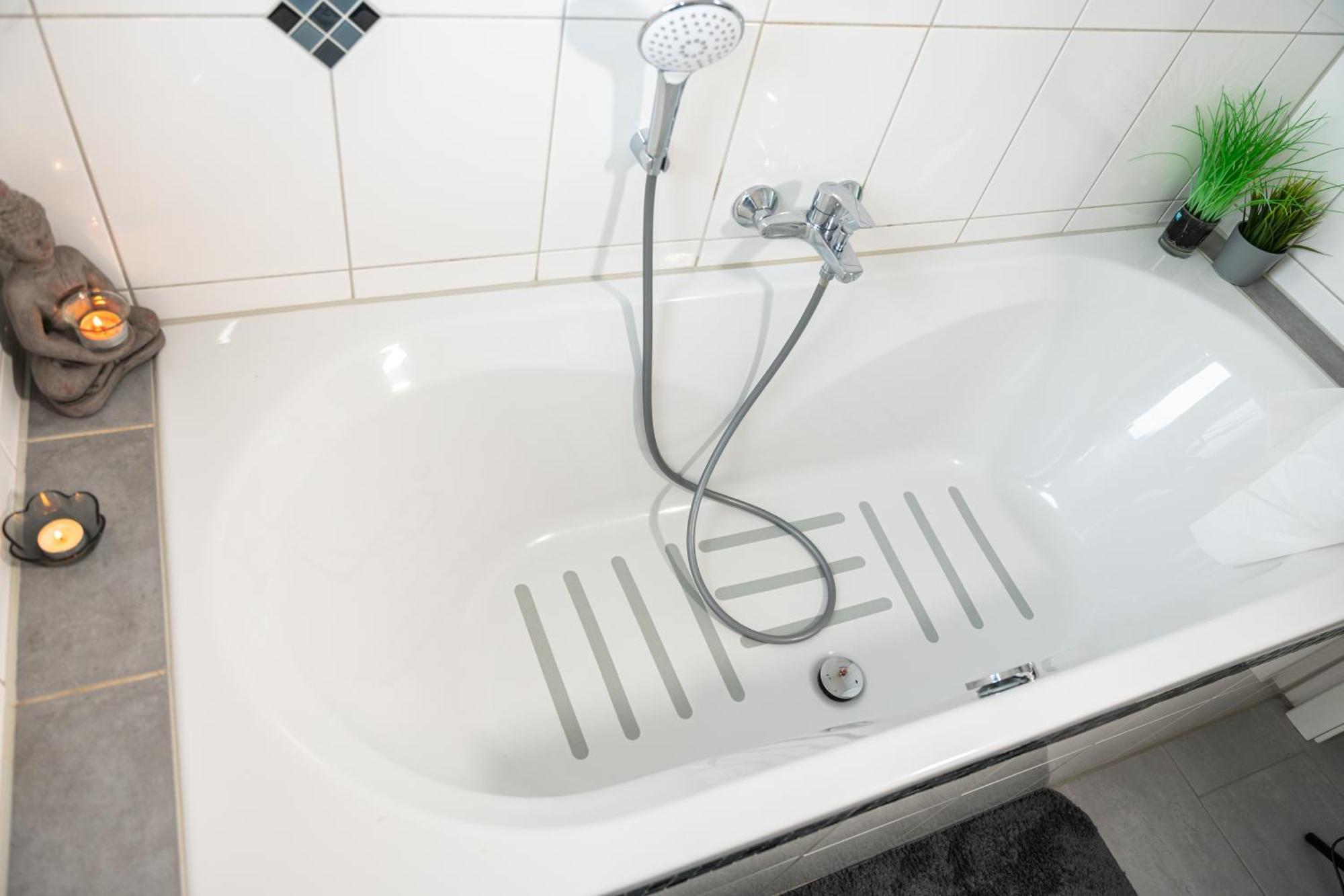 #3 Bequemes Zimmer Mit Pool Und Garten Memmingen Luaran gambar