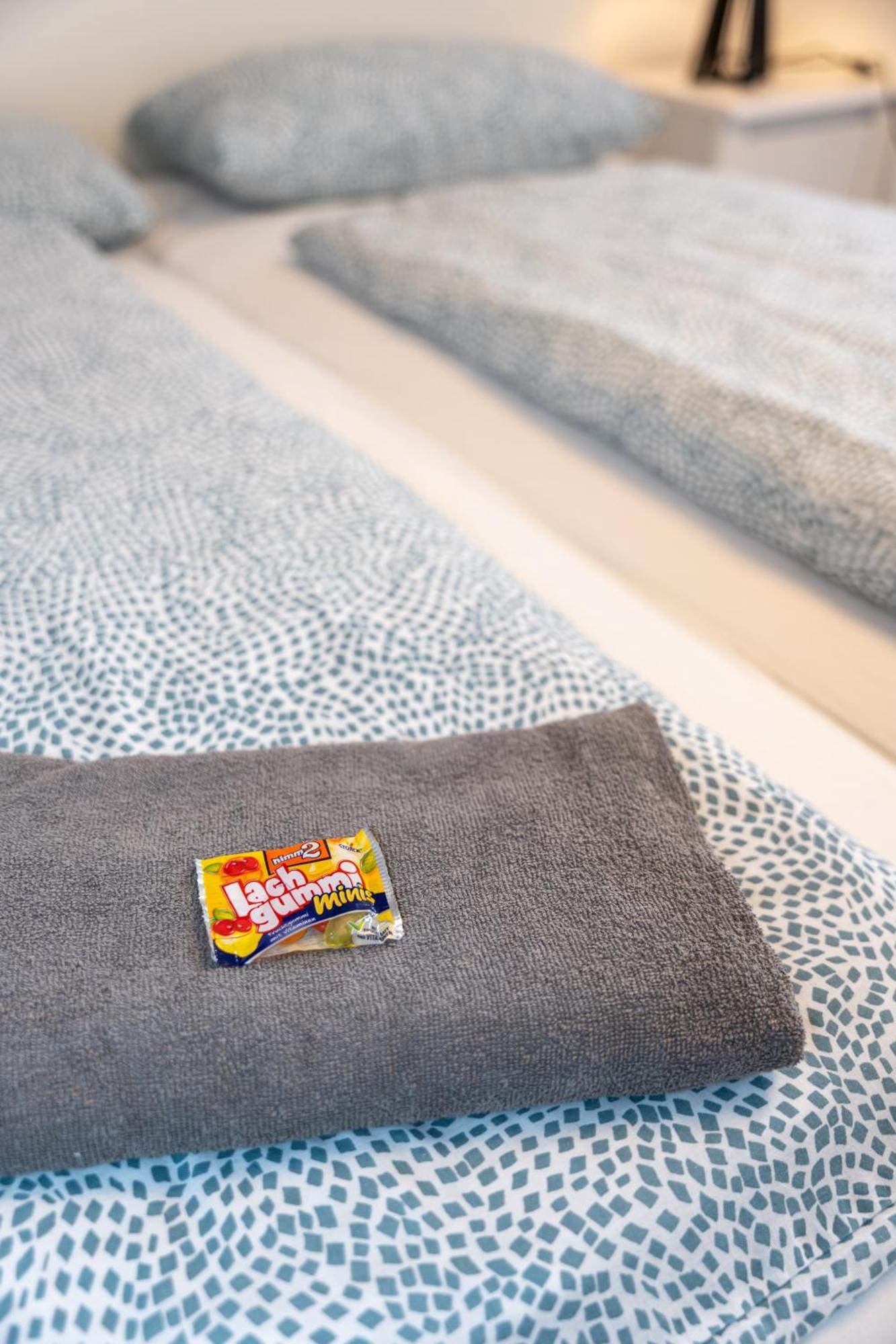 #3 Bequemes Zimmer Mit Pool Und Garten Memmingen Luaran gambar